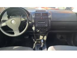 VOLKSWAGEN - POLO - 2010/2010 - Prata - R$ 14.900,00